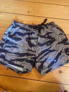 Men's Camo Shorts